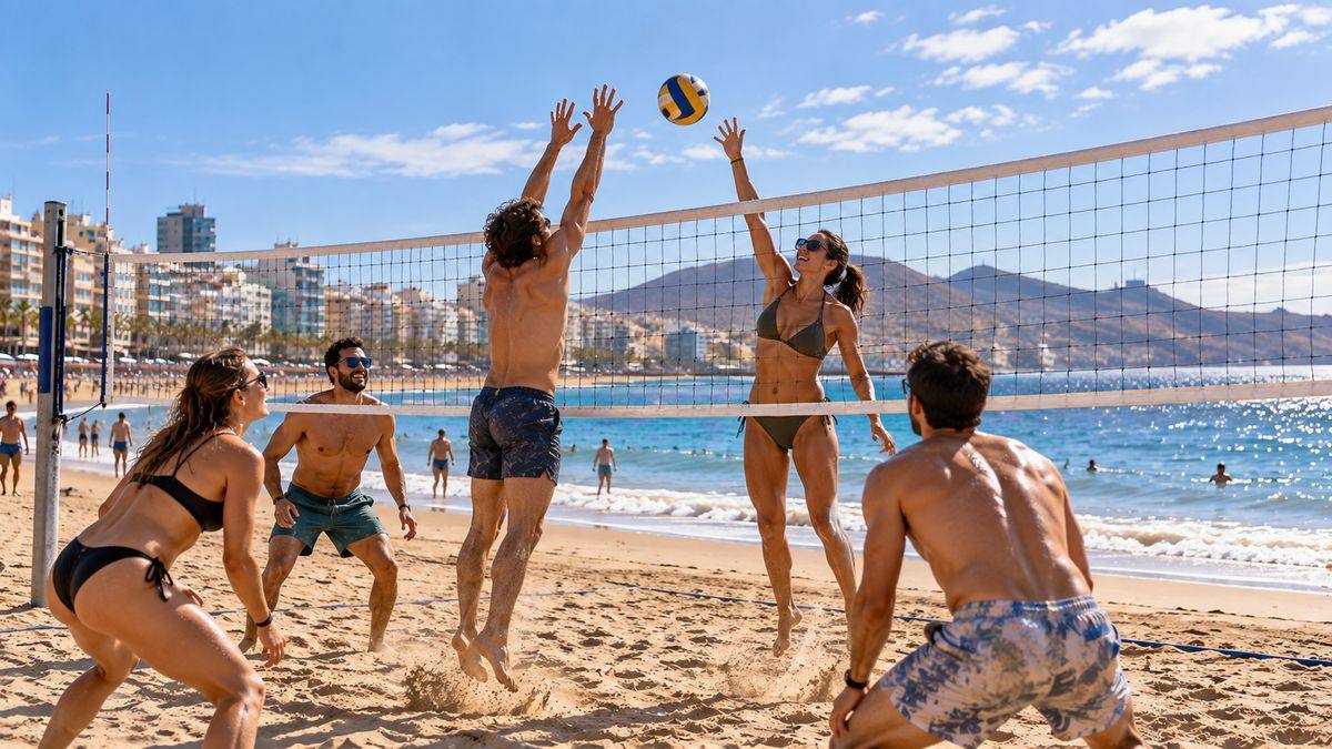 Group playing beach volleyball on Las Canteras