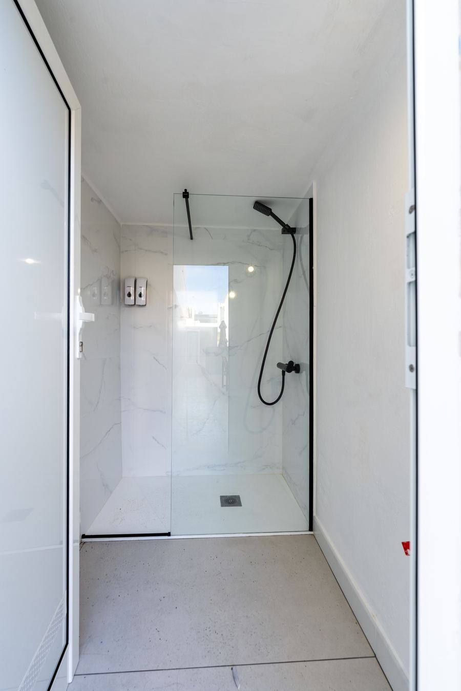 Rooftop bathroom walk-in shower
