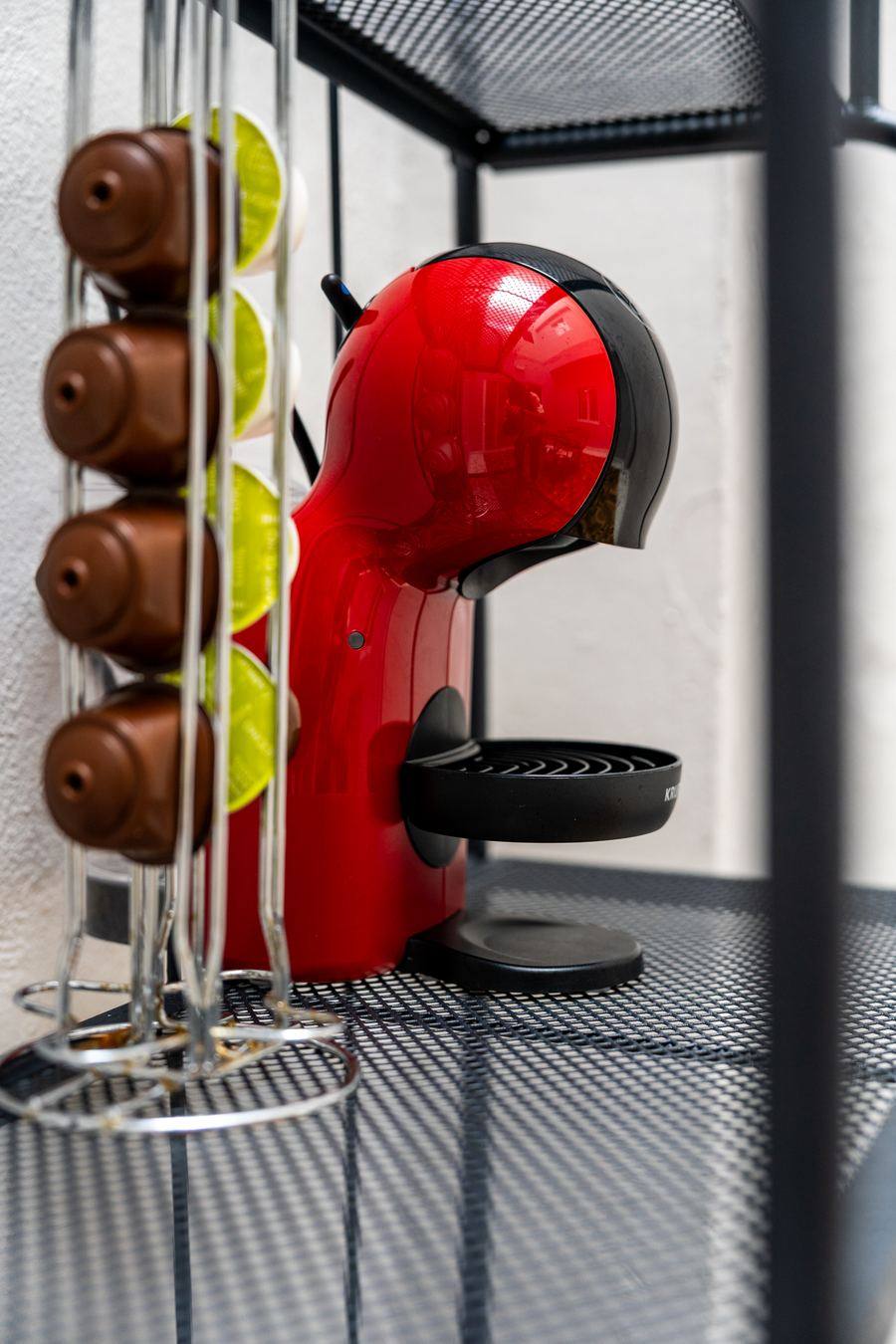 Capsule coffee machine