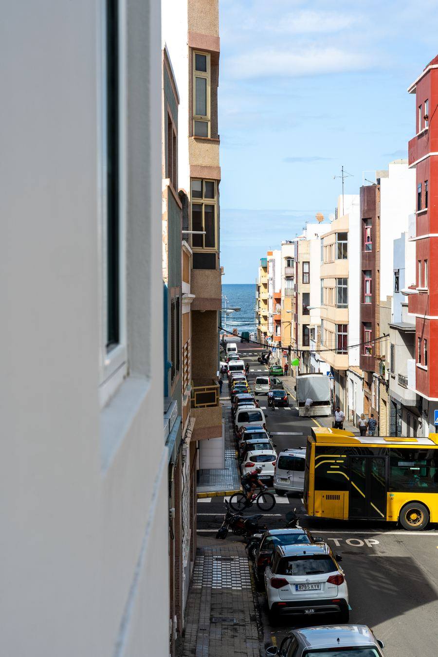 Street view down to the sea at Las Canteras